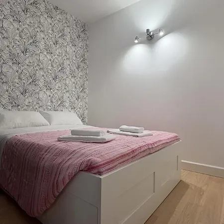 Apartment Modern Urban Escape Turin