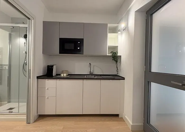 Διαμέρισμα Modern Urban Escape *